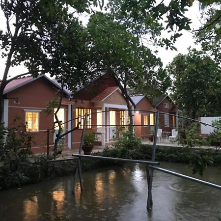 Vĩnh Long Nam Thanh Homestay מראה חיצוני תמונה